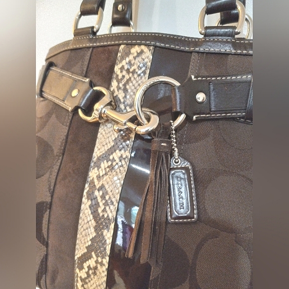 Coach satchel - Picture 10 of 16